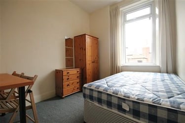 3 bed flat, Hazelwood Avenue, Jesmond, Newcastle, NE23HU - Image 3